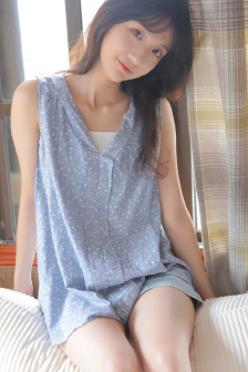 女欢在线播放
